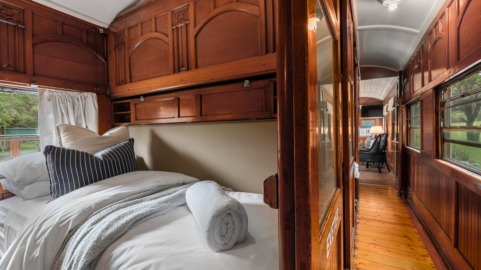 Angas Carriage